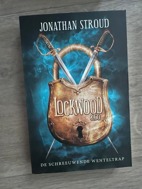 Jonathan Stroud - De schreeuwende wenteltrap, Boeken, Kinderboeken | Jeugd | 13 jaar en ouder, Zo goed als nieuw, Verzenden