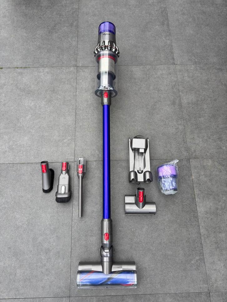 Zeer mooie Dyson V11 Animal+ 2023, schoon met goede accu!, Witgoed en Apparatuur, Stofzuigers, Zo goed als nieuw, Ophalen of Verzenden