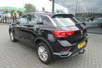 Volkswagen T-Roc 1.0 TSI Style Business, Navigatie, Trekhaak, Voorwielaandrijving, Gebruikt, Euro 6, Bedrijf