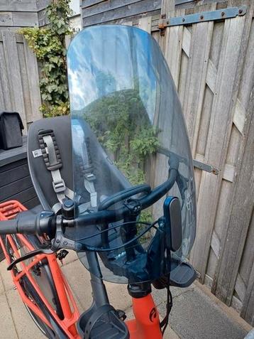 Urban IKI fietsstoeltje grijs met bijpassend windscherm beschikbaar voor biedingen