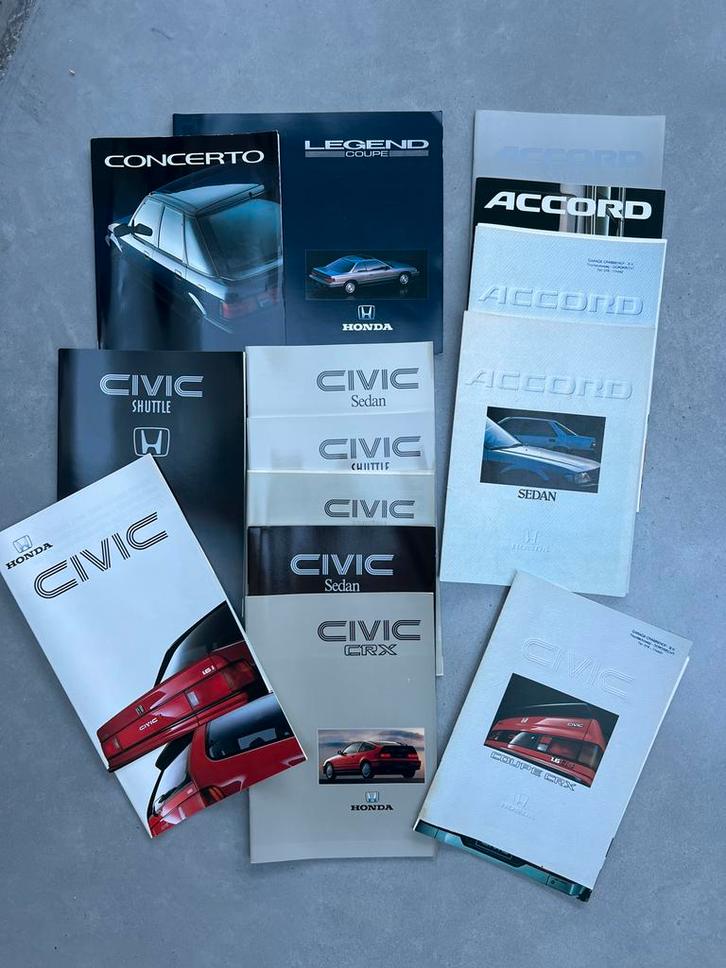 Honda Brochures jaren ‘80 - Diverse Modellen, Boeken, Auto's | Folders en Tijdschriften, Zo goed als nieuw, Honda, Ophalen of Verzenden