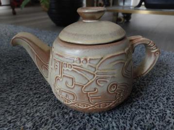 Vintage Frankoma 7T Theepot met Uniek Design Aztec / Mayan beschikbaar voor biedingen