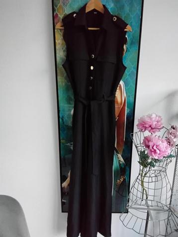 Jumpsuit maat 40, goudkleurige knopen, zo goed als nieuw beschikbaar voor biedingen