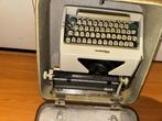 Oude typmachine tekoop in kist, Diversen, Typemachines, Ophalen, Zo goed als nieuw