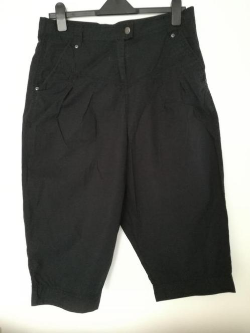 broek,stoer,loose fit,zwart,thema,korte broek,skater,sport, Kleding | Dames, Broeken en Pantalons, Zo goed als nieuw, Maat 38/40 (M)
