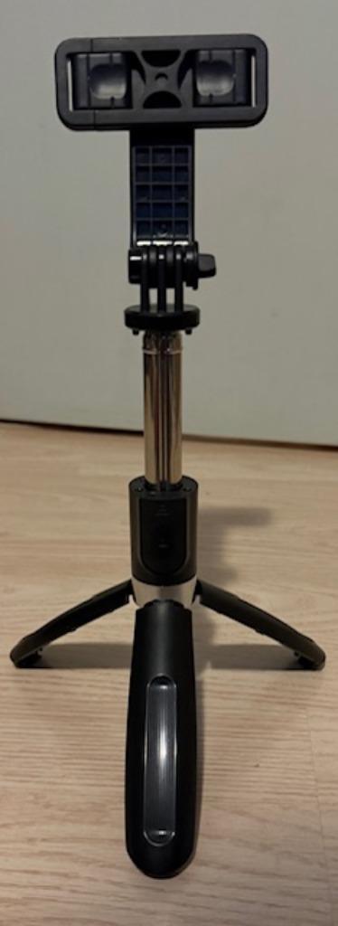 ALLY L02 4IN1 Selfie Stick Statief Met Bluetooth AB, Telecommunicatie, Mobiele telefoons | Toebehoren en Onderdelen, Nieuw, Overige merken