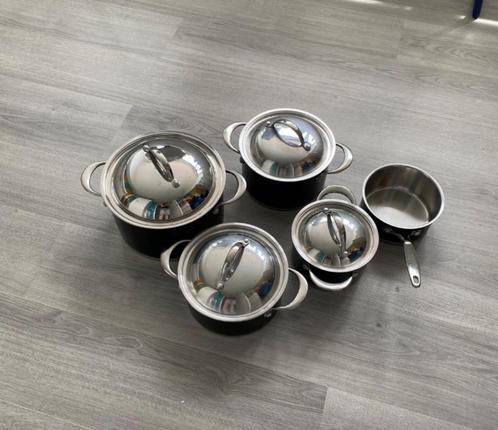 Te koop: 5 stevige Pannen, Huis en Inrichting, Keuken | Potten en Pannen, Zo goed als nieuw, Pannenset, Rvs, Keramische plaat
