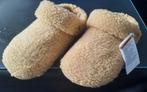 Crocs classic cozzzy slipper, Sokken en Kniesokken, Beige, Maat 35 t/m 38, Nieuw