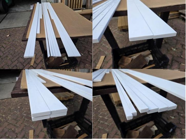 Partijtje volkunststof afwerk materiaal - nr: D43, Doe-het-zelf en Verbouw, Plinten en Afwerking, Nieuw, Plinten, Ophalen