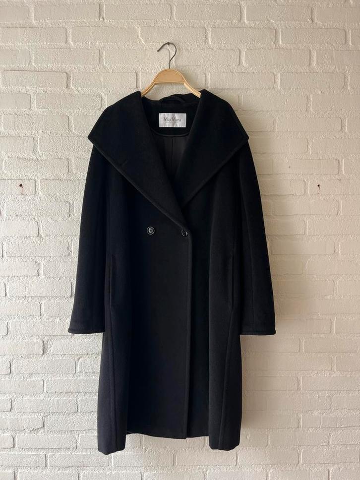 Max Mara wool coat italy, Kleding | Dames, Jassen | Winter, Zo goed als nieuw, Maat 38/40 (M), Beige, Ophalen of Verzenden