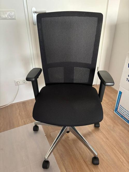 Ergonomische bureaustoel (Se7en netbespanning), Huis en Inrichting, Bureaustoelen, Zo goed als nieuw, Bureaustoel, Zwart, Ergonomisch