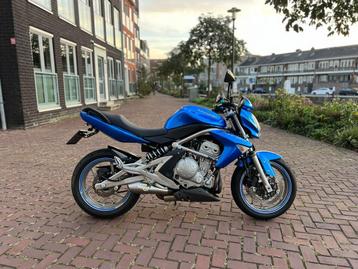 Kawasaki ER-6N | A2 | 650CC 2cil | Leovince | 23k km | 2009 beschikbaar voor biedingen