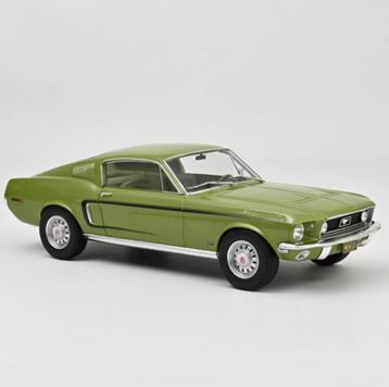 Ford Mustang Fastback GT 1968 Limo Gold met. 1/12 Ref 122704 beschikbaar voor biedingen