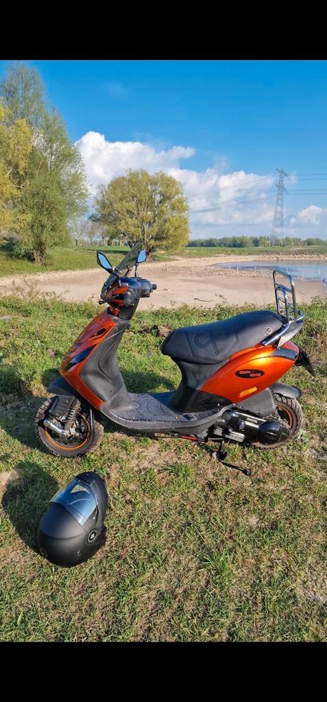 Piaggio Zip125 4t Motorscooter met A1 kenteken, Fietsen en Brommers, Scooters | Piaggio, Gebruikt, Overige modellen, Benzine, Ophalen