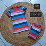 2 vrolijke shirts mt 134-140, Kinderen en Baby's, Tweelingen en Meerlingen, Ophalen of Verzenden, Zo goed als nieuw, Kleding