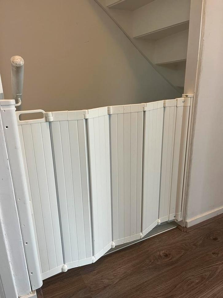 Gezocht ijhallen kraam 12/10 binnen 1 of 2 kramen, Kinderen en Baby's, Babywiegjes en Ledikanten, Zo goed als nieuw, Ophalen of Verzenden