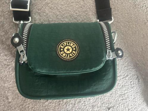 KIPLING CLASSICS CHAZ SCHOUDERTAS tas 20 CM green nieuwstaat, Sieraden, Tassen en Uiterlijk, Tassen | Schoudertassen, Zo goed als nieuw