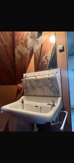 Vintage jaren 50 wastafel met marmer, Huis en Inrichting, Ophalen, Gebruikt, 50 tot 100 cm, Minder dan 100 cm