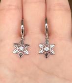 Mooie zilveren kerst sneeuwvlokjes creolen. Niew, gemerkt, Hangers, Verzenden, Nieuw, Zilver