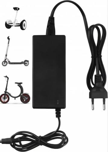 Oplader windgoo moovway B3,B12,B20 en veel steps 42v 36v beschikbaar voor biedingen