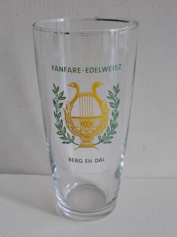 vintage bierglas Fanfare Edelweisz, Berg en Dal beschikbaar voor biedingen