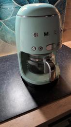 SMEG Koffiezetapparaat - Stijlvol en Functioneel!, Witgoed en Apparatuur, Ophalen, Gebruikt, Koffiemachine, Gemalen koffie
