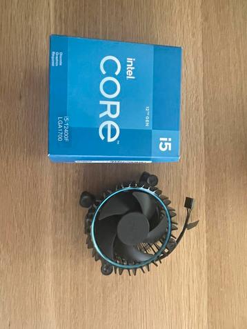 Intel stock cooler (met doos. ALLEEN de koeler) beschikbaar voor biedingen