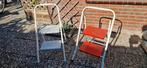 Huishoudtrap in rood of licht grijs, Doe-het-zelf en Verbouw, Ladders en Trappen, Ophalen, Gebruikt, Trap, Opvouwbaar of Inschuifbaar