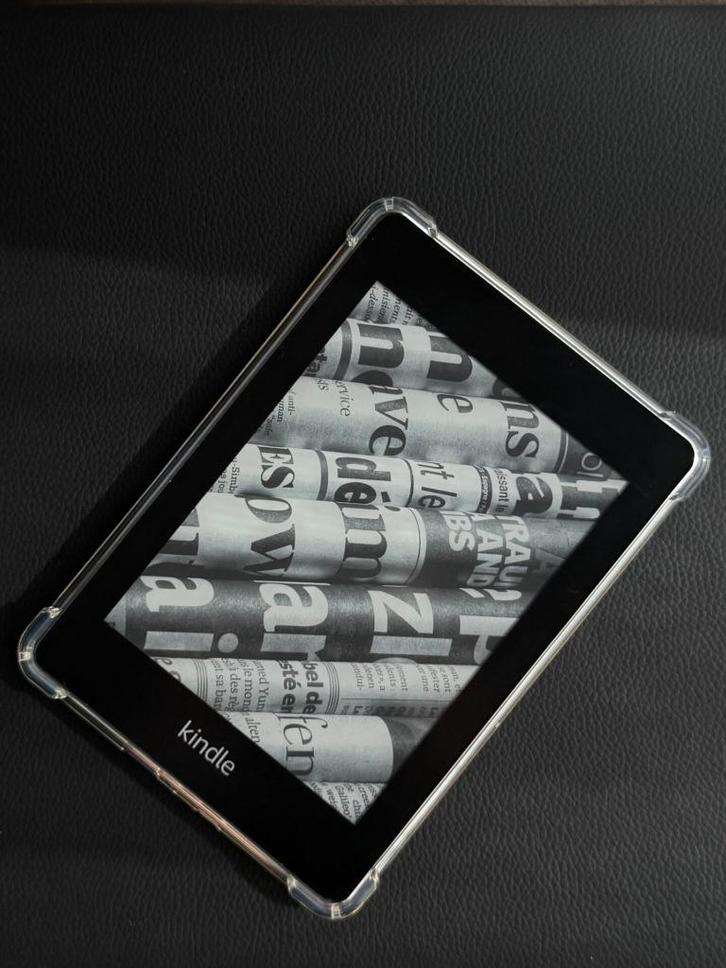 Kindle Paperwhite 10th (8GB, Waterdicht) - In Nieuwstaat!, Computers en Software, E-readers, Zo goed als nieuw, 8 GB, Touchscreen