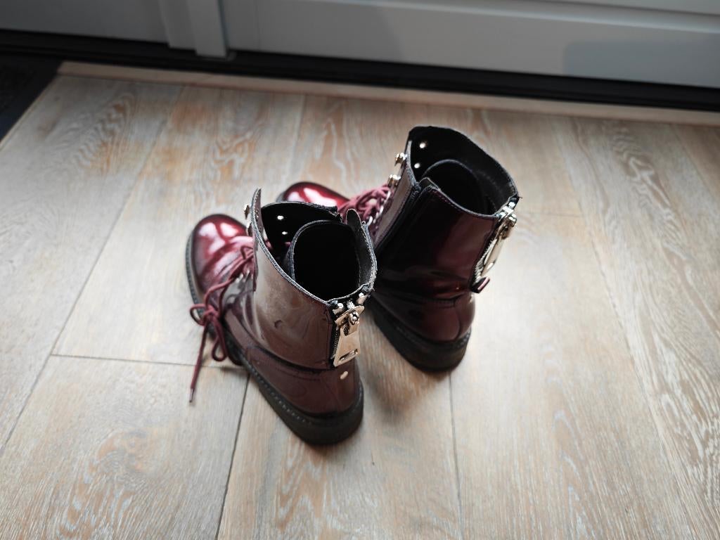 NIKKIE  -  Veterboots  [  39  ], Kleding | Dames, Schoenen, Lage of Enkellaarzen, Ophalen of Verzenden, Zo goed als nieuw, Nikkie