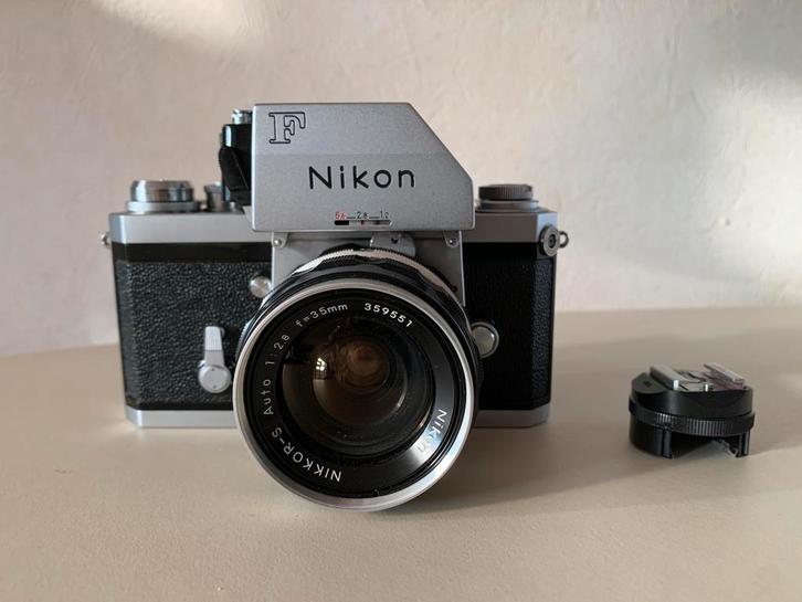 Nikon F fotocamera + leren Nikon draagtas, Audio, Tv en Foto, Fotocamera's Analoog, Gebruikt, Spiegelreflex, Nikon, Verzenden