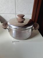 Kookpan van Lagostina: hoog 9 cm en doorsnee 17 cm., Rvs, Gebruikt, Ophalen of Verzenden, Kookpan of Snelkookpan