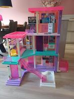Barbiehuis Dreamhous Speciale Editie + Barbies & Accessoires, Ophalen, Gebruikt, Poppenhuis