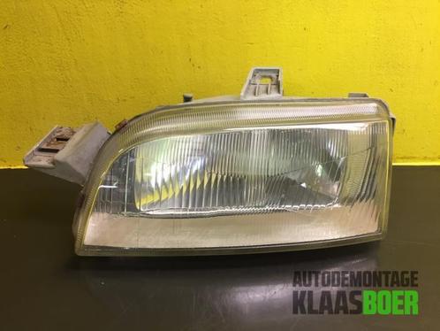 Koplamp links van een Fiat Punto, Auto-onderdelen, Verlichting, Fiat, Gebruikt, 6 maanden garantie, 12 maanden garantie, Ophalen of Verzenden