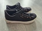 NIEUW Zwarte Skechers met witte zool Arch Fit Maat 38, Ophalen of Verzenden, Nieuw, Zwart, Sneakers of Gympen