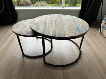 Set van 2 Bijzettafels - Hout & Metaal beschikbaar voor biedingen