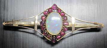 Vintage opaal broche 14k goud mooie design zeldzaam beschikbaar voor biedingen