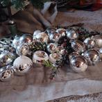 Oude kerst/26 oude glazen kerstversiering in zilver, Diversen, Kerst, Ophalen of Verzenden