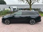 Kia Ceed Sportswagon 1.6 GDI PHEV DynamicPlusLine 140 PK | A, Auto's, 12 maanden, Stof, Gebruikt, Zwart