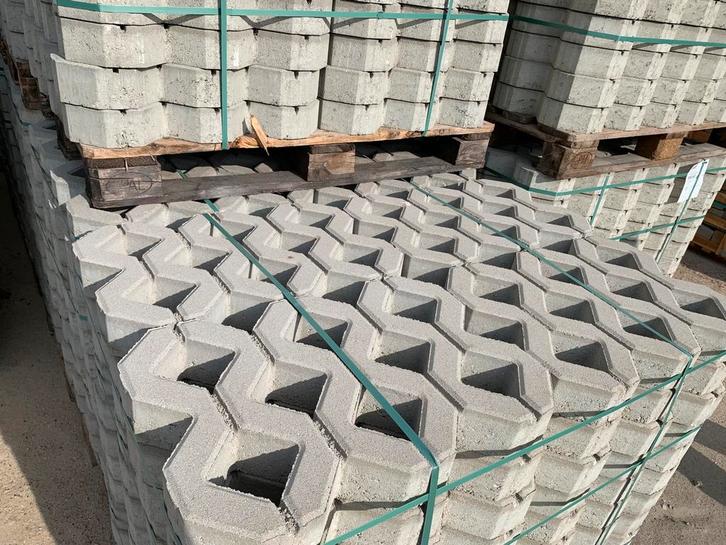 Grijze grastegels beton 60x40x8 – glad afgewerkt, Tuin en Terras, Tegels en Klinkers, Nieuw, Terrastegels, Beton, 10 m² of meer