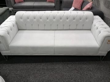 Mooie 2x 3-zits bank - 220cm breed beschikbaar voor biedingen
