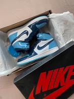 Nike air Jordan retro 1 UNC patent blue Yeezy, Kleding | Heren, Nieuw, Ophalen of Verzenden