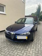 Alfa Romeo 147 1.6 T.spark 16V 77KW 5DR 2006 Blauw, Auto's, Voorwielaandrijving, 4 cilinders, Origineel Nederlands, Handgeschakeld