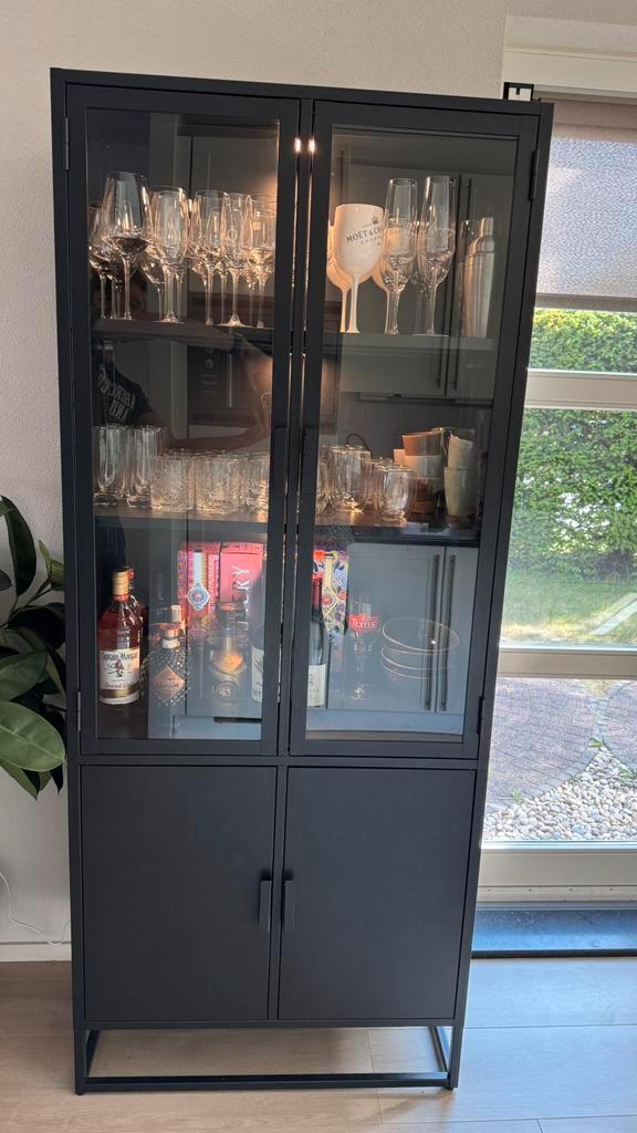 Label 51 vitrinekast, Huis en Inrichting, Kasten | Vitrinekasten, Zo goed als nieuw, 150 tot 200 cm, 50 tot 100 cm, 25 tot 50 cm