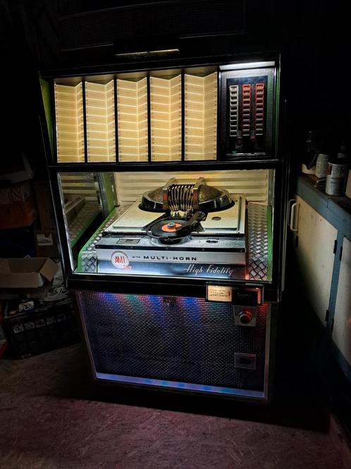 HELE MOOIE NETTE AMI G200 JUKEBOX., Verzamelen, Automaten | Jukeboxen, Zo goed als nieuw, Ami, 1950 tot 1960, Ophalen