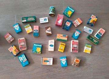 Vintage jaren 60 doosjes levensmiddelen beschikbaar voor biedingen