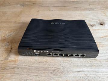 Draytek 2925 VPN Router met 19" Rack Beugel beschikbaar voor biedingen