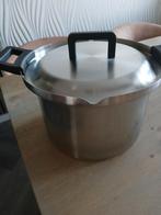 BK Pan - 18cm hoog, 24cm breed € 15.00. Gas/Inductie, Huis en Inrichting, Keuken | Potten en Pannen, Kookpan of Snelkookpan, Gebruikt