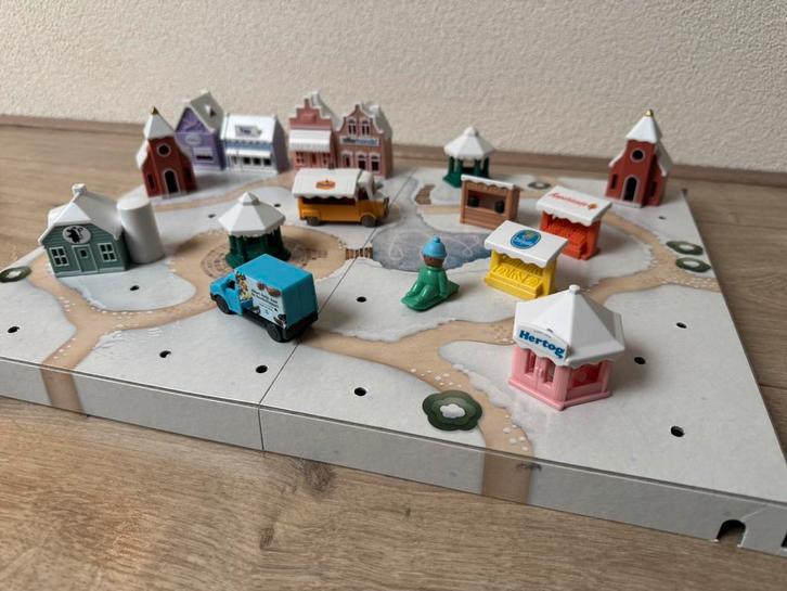 AH winterdorp kersthuisjes kraampjes mini’s 16 stuks, Verzamelen, Supermarktacties, Albert Heijn, Ophalen of Verzenden
