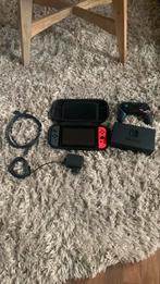 Nintendo switch met pro controller en 2 games, Ophalen, Online, Gebruikt, Overige genres